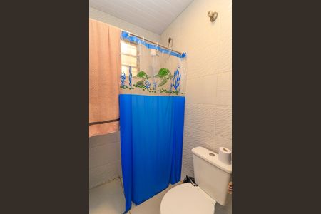 Casa à venda com 220m², 3 quartos e 6 vagas Casa à venda com 220m², 3 quartos e 6 vagasBanheiro da Suíte 2