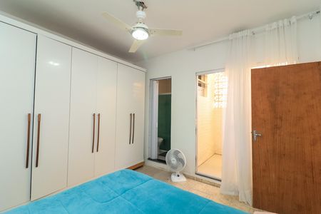 Casa à venda com 220m², 3 quartos e 6 vagas Casa à venda com 220m², 3 quartos e 6 vagasSuíte 3