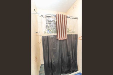 Casa à venda com 220m², 3 quartos e 6 vagas Casa à venda com 220m², 3 quartos e 6 vagasBanheiro da Suíte 1