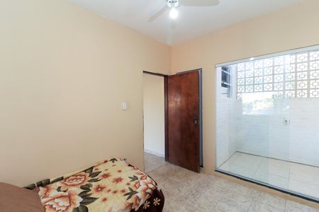 Casa à venda com 220m², 3 quartos e 6 vagas Casa à venda com 220m², 3 quartos e 6 vagasSuíte 2