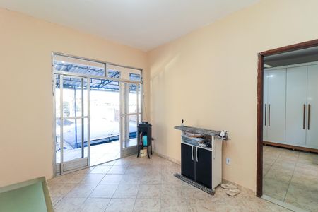 Casa à venda com 220m², 3 quartos e 6 vagas Casa à venda com 220m², 3 quartos e 6 vagasSala 2