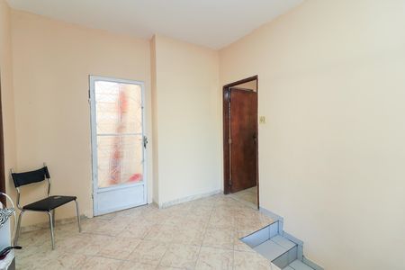 Casa à venda com 220m², 3 quartos e 6 vagas Casa à venda com 220m², 3 quartos e 6 vagasSala 2