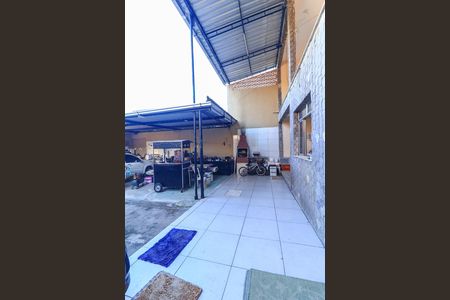 Casa à venda com 220m², 3 quartos e 6 vagas Casa à venda com 220m², 3 quartos e 6 vagasÁrea de Serviço