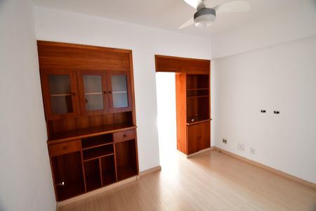 Sala de apartamento para alugar com 1 quarto, 39m² em Centro, Campinas
