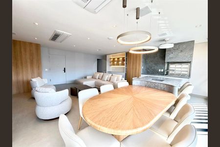 Apartamento à venda com 154m², 3 quartos e 2 vagas
