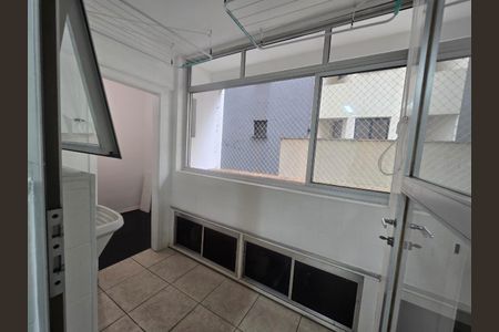 Apartamento à venda com 96m², 3 quartos e 1 vaga Apartamento à venda com 96m², 3 quartos e 1 vagaÁrea de serviço