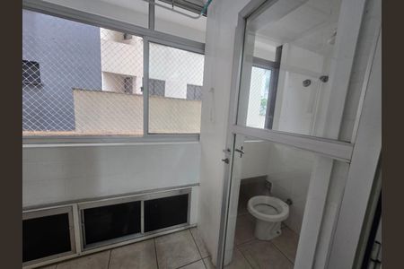 Apartamento à venda com 96m², 3 quartos e 1 vaga Apartamento à venda com 96m², 3 quartos e 1 vagaBanheiro