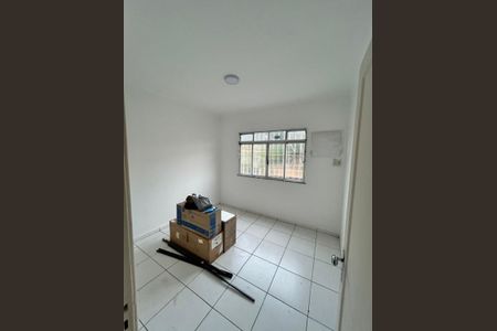Quarto de apartamento para alugar com 2 quartos, 49m² em Venda da Cruz, São Gonçalo