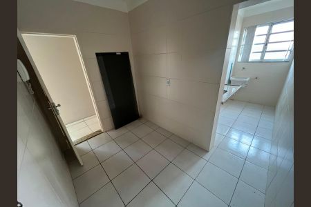 Apartamento para alugar com 70m², 2 quartos e sem vaga Apartamento para alugar com 70m², 2 quartos e sem vagaÁrea de serviço