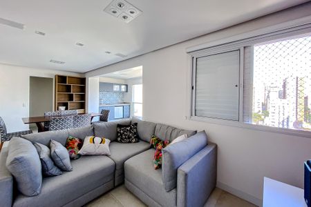 Apartamento para alugar com 88m², 2 quartos e 2 vagasSala