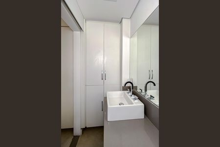 Apartamento para alugar com 88m², 2 quartos e 2 vagasLavabo