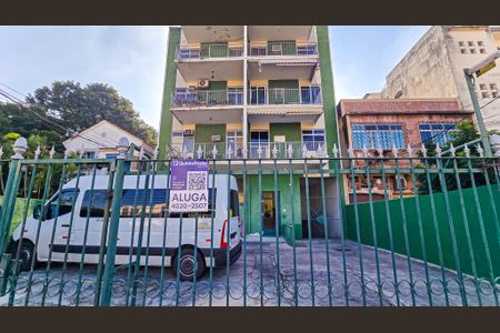 Apartamento para alugar com 58m², 2 quartos e 1 vaga Apartamento para alugar com 58m², 2 quartos e 1 vagaFachada do Prédio com placa