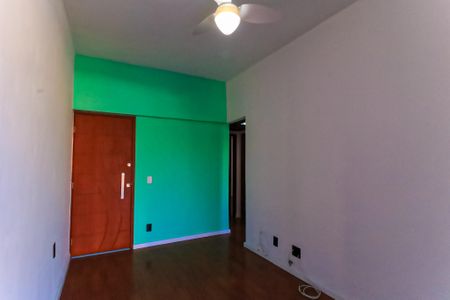 Sala de apartamento para alugar com 2 quartos, 58m² em Piedade, Rio de Janeiro