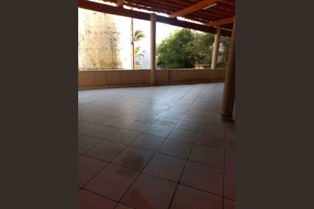 Apartamento à venda com 44m², 2 quartos e 1 vaga