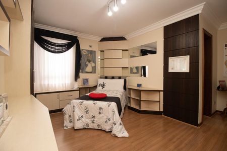 Apartamento à venda com 614m², 5 quartos e 4 vagasQuarto 3 - Suíte