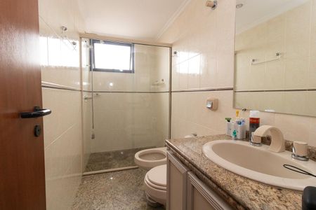 Apartamento à venda com 614m², 5 quartos e 4 vagasBanheiro da Suíte 3