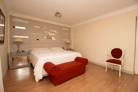 Apartamento à venda com 614m², 5 quartos e 4 vagasQuarto 4 - Suíte