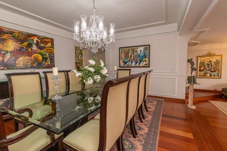 Apartamento à venda com 614m², 5 quartos e 4 vagasSala de Jantar