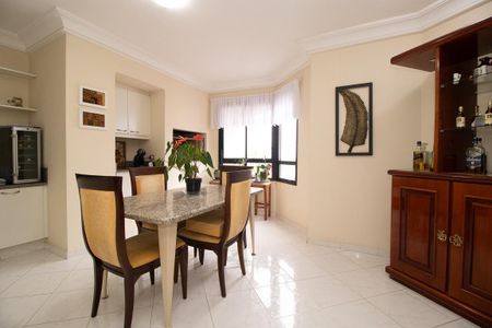 Apartamento à venda com 614m², 5 quartos e 4 vagasEspaço Gourmet