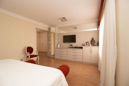 Apartamento à venda com 614m², 5 quartos e 4 vagasQuarto 4 - Suíte
