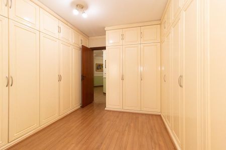 Apartamento à venda com 614m², 5 quartos e 4 vagasCloset da suíte 4