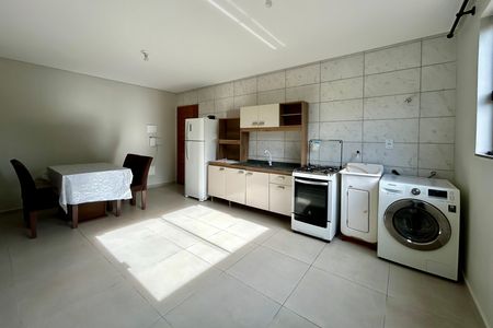 Sala de apartamento para alugar com 1 quarto, 40m² em Campeche Central, Florianópolis