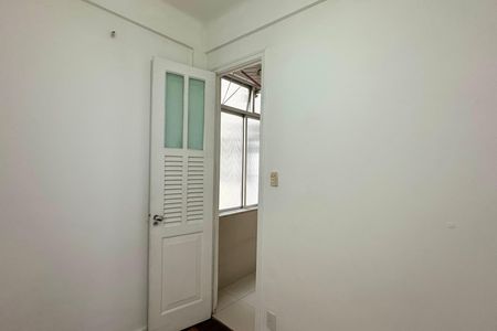 Apartamento para alugar com 74m², 2 quartos e sem vaga