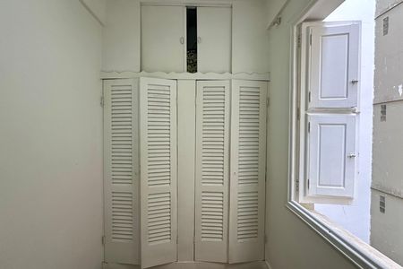 Apartamento para alugar com 74m², 2 quartos e sem vaga