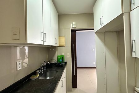 Apartamento para alugar com 74m², 2 quartos e sem vaga