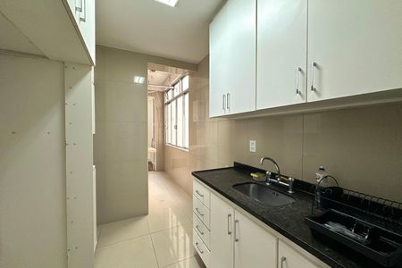 Apartamento para alugar com 74m², 2 quartos e sem vaga