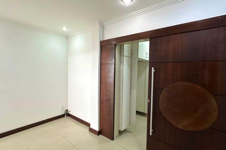 Apartamento para alugar com 74m², 2 quartos e sem vaga