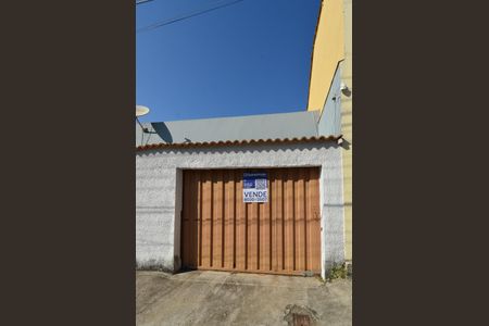 Casa à venda com 177m², 4 quartos e 2 vagas Casa à venda com 177m², 4 quartos e 2 vagasPlaca Instalada 01-06-2026-ISZK-22