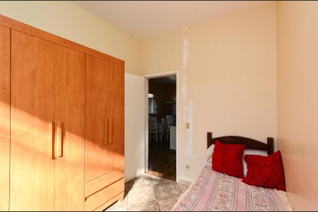 Casa à venda com 177m², 4 quartos e 2 vagas Casa à venda com 177m², 4 quartos e 2 vagasQuarto 2