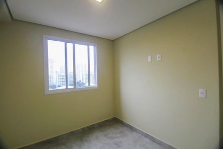 Apartamento para alugar com 34m², 2 quartos e sem vaga