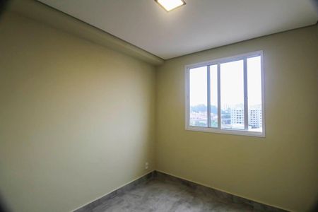 Apartamento para alugar com 34m², 2 quartos e sem vaga