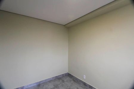Apartamento para alugar com 34m², 2 quartos e sem vaga