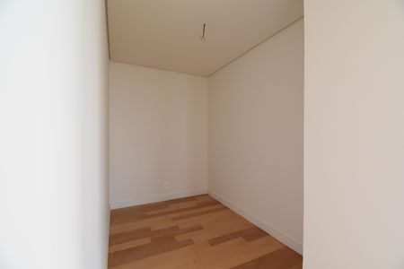 Apartamento à venda com 406m², 4 quartos e 4 vagasSuíte 2