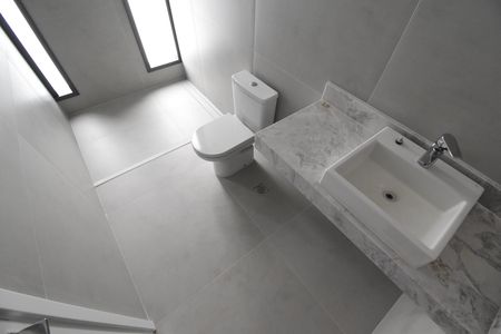 Apartamento à venda com 406m², 4 quartos e 4 vagasBanheiro da Suíte 3