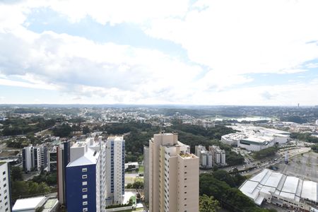 Apartamento à venda com 406m², 4 quartos e 4 vagasVista da Sacada da Suíte 2