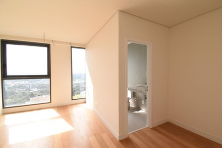 Apartamento à venda com 406m², 4 quartos e 4 vagasSuíte 1