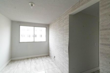 Sala de apartamento para alugar com 2 quartos, 45m² em Santa Cruz, Rio de Janeiro