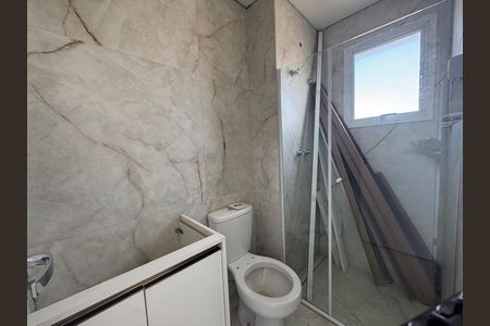 Banheiro da Suíte de apartamento para alugar com 2 quartos, 70m² em Centro, Osasco