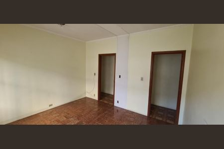 Casa à venda com 210m², 2 quartos e 2 vagas Casa à venda com 210m², 2 quartos e 2 vagasQuarto 2