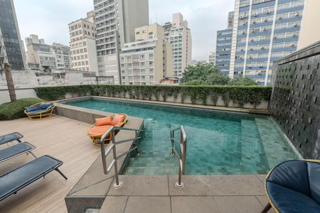 Studio para alugar com 46m², 1 quarto e 1 vaga Studio para alugar com 46m², 1 quarto e 1 vagaÁrea comum - Piscina