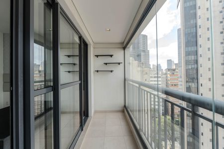 Studio para alugar com 46m², 1 quarto e 1 vaga Studio para alugar com 46m², 1 quarto e 1 vagaSacada