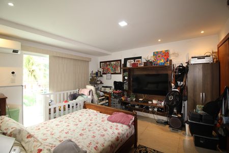 Casa para alugar com 360m², 4 quartos e 2 vagasQuarto 4