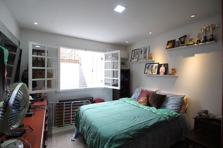 Casa para alugar com 360m², 4 quartos e 2 vagasQuarto 2