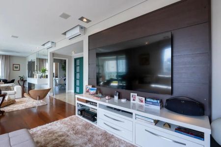 Apartamento para alugar com 5 quartos, 300m² em Perdizes, São Paulo