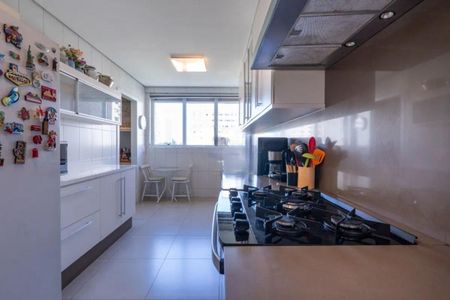 Apartamento para alugar com 300m², 5 quartos e 5 vagas