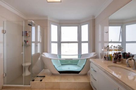 Apartamento para alugar com 300m², 5 quartos e 5 vagas